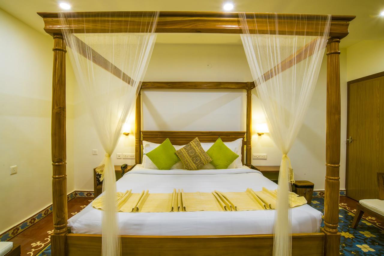 Olive Golden Ridge Resort Chinnakanal Exterior photo